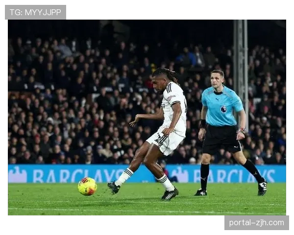 曼城4-0大胜富勒姆，福登上演职业生涯首个帽子戏法